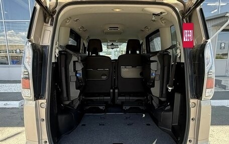 Nissan Serena IV, 2018 год, 2 200 000 рублей, 18 фотография