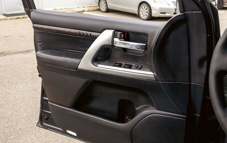 Toyota Land Cruiser 200, 2012 год, 3 195 000 рублей, 12 фотография