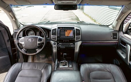 Toyota Land Cruiser 200, 2012 год, 3 195 000 рублей, 17 фотография