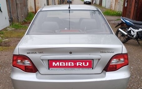 Daewoo Nexia I рестайлинг, 2012 год, 240 000 рублей, 1 фотография