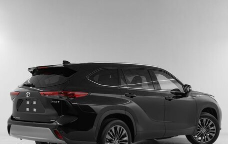 Toyota Highlander, 2025 год, 5 800 000 рублей, 6 фотография