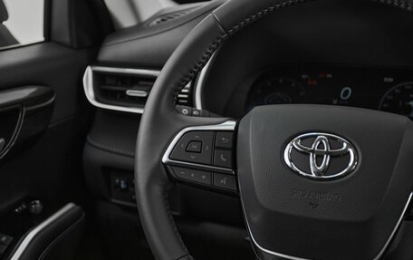 Toyota Highlander, 2025 год, 5 800 000 рублей, 13 фотография