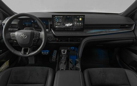 Toyota Camry, 2025 год, 4 500 000 рублей, 9 фотография