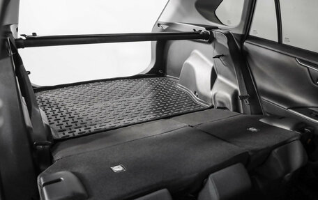 Toyota RAV4, 2020 год, 2 899 000 рублей, 26 фотография