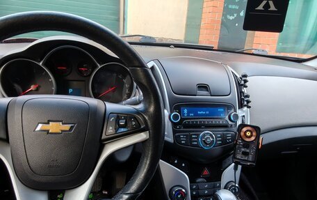 Chevrolet Cruze II, 2014 год, 1 000 000 рублей, 8 фотография