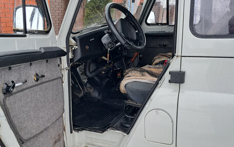 ЛуАЗ 3151, 2001 год, 550 000 рублей, 5 фотография
