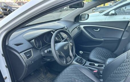 Hyundai i30 II рестайлинг, 2012 год, 855 000 рублей, 10 фотография