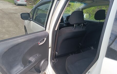 Honda Fit III, 2011 год, 900 000 рублей, 5 фотография