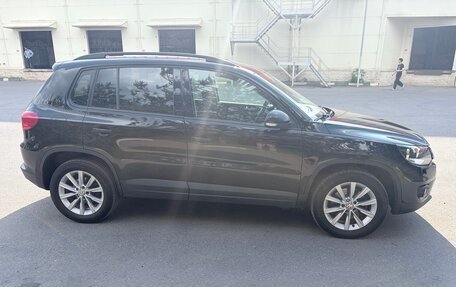 Volkswagen Tiguan I, 2012 год, 1 000 000 рублей, 2 фотография