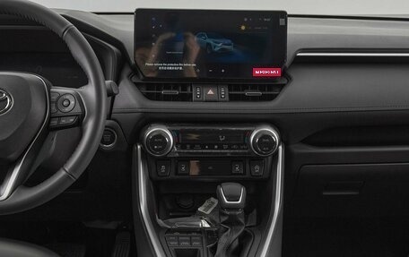 Toyota RAV4, 2025 год, 4 250 000 рублей, 17 фотография