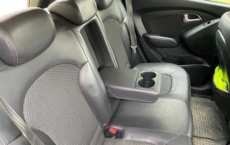 Hyundai ix35 I рестайлинг, 2012 год, 1 100 000 рублей, 17 фотография
