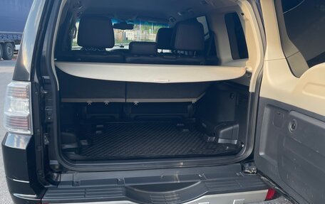 Mitsubishi Pajero IV, 2014 год, 2 600 000 рублей, 6 фотография