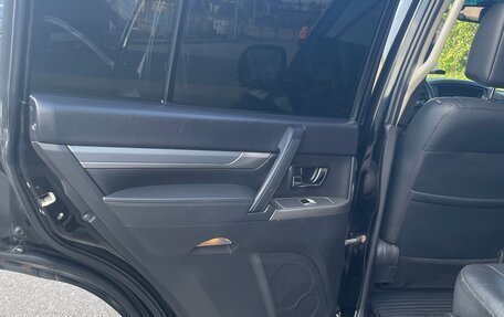 Mitsubishi Pajero IV, 2014 год, 2 600 000 рублей, 7 фотография