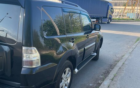 Mitsubishi Pajero IV, 2014 год, 2 600 000 рублей, 3 фотография