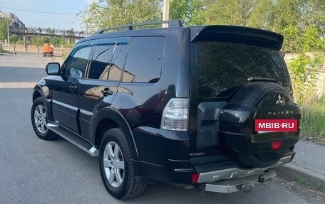 Mitsubishi Pajero IV, 2014 год, 2 600 000 рублей, 5 фотография