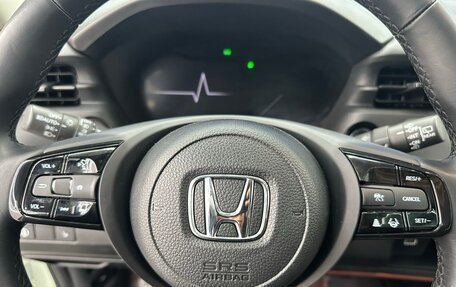 Honda Vezel, 2022 год, 2 031 000 рублей, 8 фотография