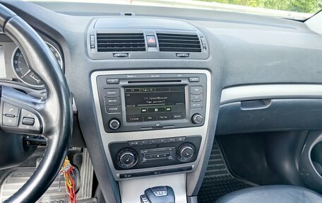 Skoda Octavia, 2011 год, 690 000 рублей, 10 фотография