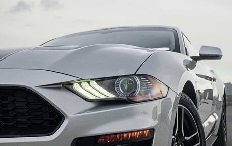 Ford Mustang VI рестайлинг, 2020 год, 2 700 000 рублей, 6 фотография
