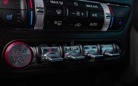 Ford Mustang VI рестайлинг, 2020 год, 2 700 000 рублей, 18 фотография