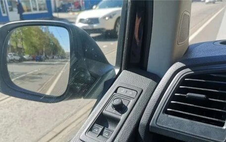 Volkswagen Multivan T6 рестайлинг, 2017 год, 3 500 000 рублей, 14 фотография