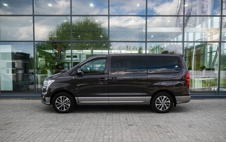 Hyundai Grand Starex Grand Starex I рестайлинг 2, 2020 год, 4 000 000 рублей, 7 фотография