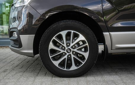 Hyundai Grand Starex Grand Starex I рестайлинг 2, 2020 год, 4 000 000 рублей, 9 фотография