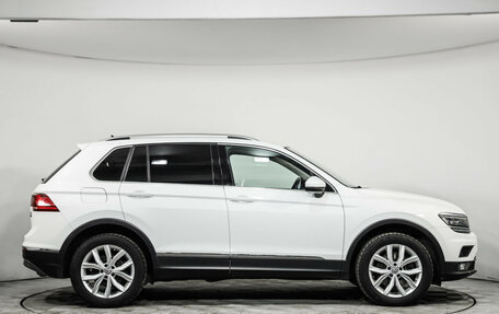 Volkswagen Tiguan II, 2018 год, 2 189 000 рублей, 4 фотография