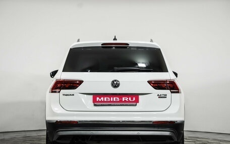 Volkswagen Tiguan II, 2018 год, 2 189 000 рублей, 6 фотография
