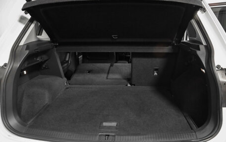 Volkswagen Tiguan II, 2018 год, 2 189 000 рублей, 32 фотография