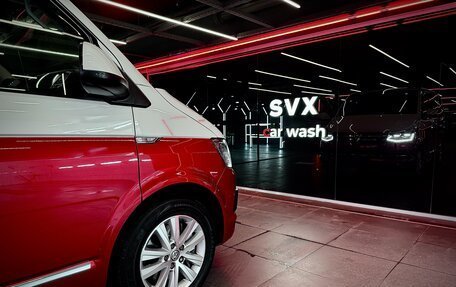 Volkswagen Multivan T6 рестайлинг, 2019 год, 4 600 000 рублей, 14 фотография