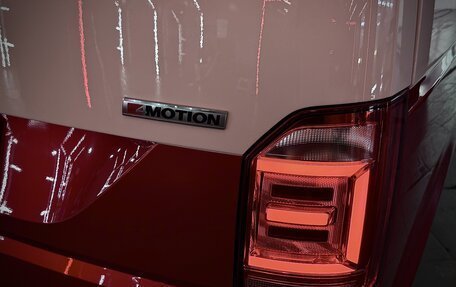 Volkswagen Multivan T6 рестайлинг, 2019 год, 4 600 000 рублей, 9 фотография