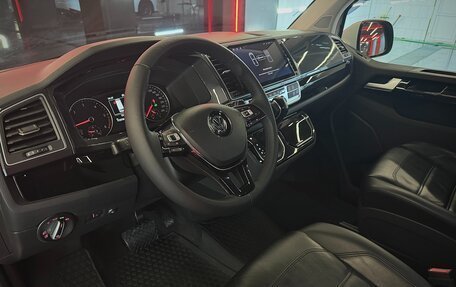 Volkswagen Multivan T6 рестайлинг, 2019 год, 4 600 000 рублей, 19 фотография