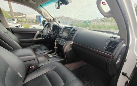 Toyota Land Cruiser 200, 2010 год, 3 100 000 рублей, 9 фотография
