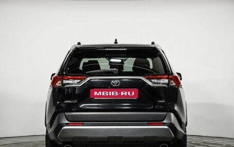 Toyota RAV4, 2021 год, 3 649 000 рублей, 6 фотография