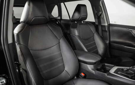Toyota RAV4, 2021 год, 3 649 000 рублей, 23 фотография