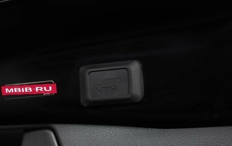 Toyota RAV4, 2021 год, 3 649 000 рублей, 29 фотография