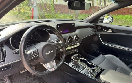 KIA Stinger I, 2021 год, 1 950 000 рублей, 11 фотография