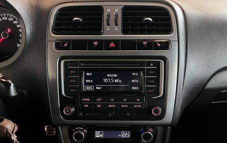 Volkswagen Polo VI (EU Market), 2016 год, 1 000 000 рублей, 13 фотография