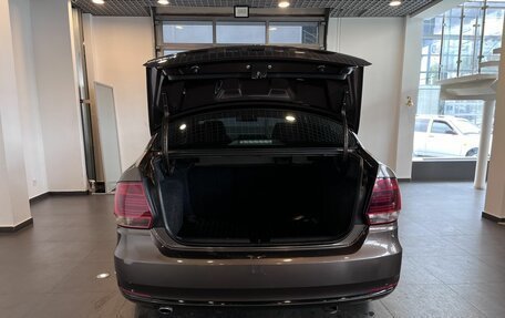 Volkswagen Polo VI (EU Market), 2016 год, 1 000 000 рублей, 34 фотография