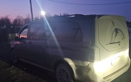 Mercedes-Benz V-Класс, 2025 год, 11 830 000 рублей, 2 фотография