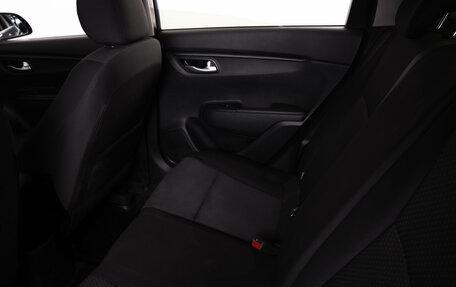 KIA Rio IV, 2021 год, 1 299 000 рублей, 10 фотография