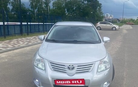 Toyota Avensis III рестайлинг, 2011 год, 1 430 000 рублей, 2 фотография