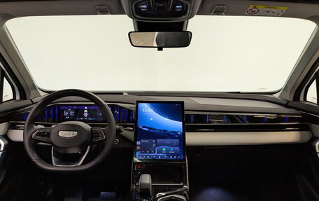 Geely Atlas, 2024 год, 3 100 000 рублей, 14 фотография