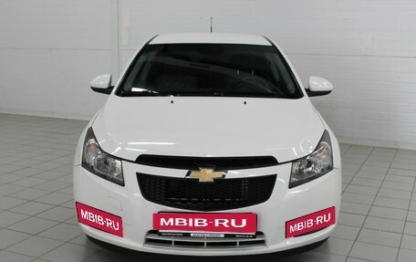 Chevrolet Cruze II, 2010 год, 695 000 рублей, 5 фотография