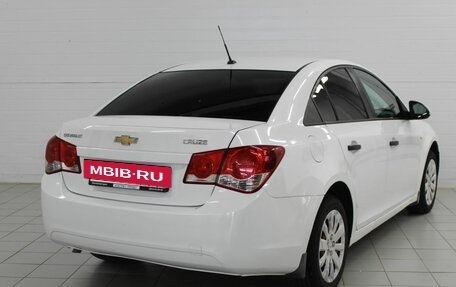 Chevrolet Cruze II, 2010 год, 695 000 рублей, 9 фотография