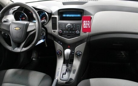 Chevrolet Cruze II, 2010 год, 695 000 рублей, 19 фотография