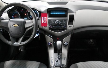Chevrolet Cruze II, 2010 год, 695 000 рублей, 20 фотография