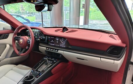 Porsche 911, 2026 год, 37 990 000 рублей, 10 фотография