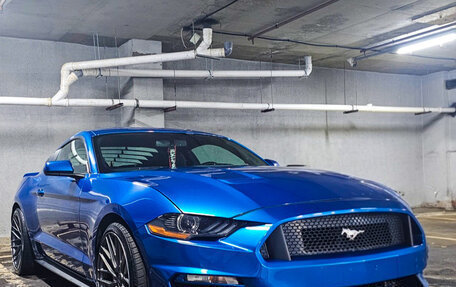Ford Mustang VI рестайлинг, 2018 год, 3 200 000 рублей, 1 фотография