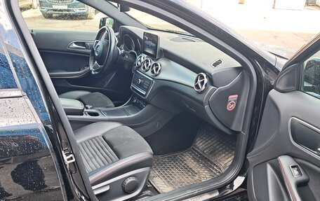 Mercedes-Benz GLA, 2018 год, 3 000 000 рублей, 5 фотография